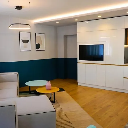 жасмин с частен гараж - Jasmin With Private Garage דירה וארנה