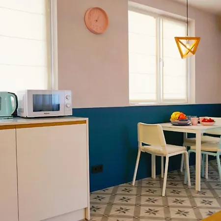 жасмин с частен гараж - Jasmin With Private Garage Apartment