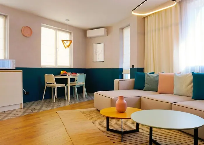 жасмин с частен гараж - Jasmin With Private Garage