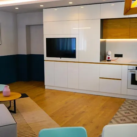 жасмин с частен гараж - Jasmin With Private Garage Варна