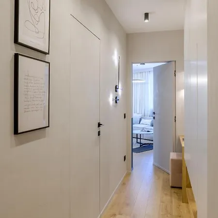 жасмин с частен гараж - Jasmin With Private Garage Апартаменти *