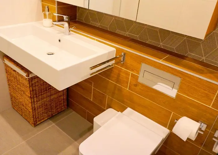 жасмин с частен гараж - Jasmin With Private Garage Varna