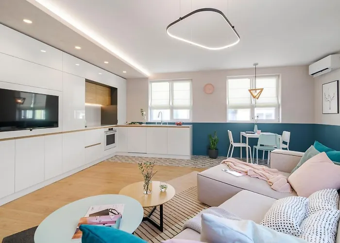 жасмин с частен гараж - Jasmin With Private Garage Apartment *